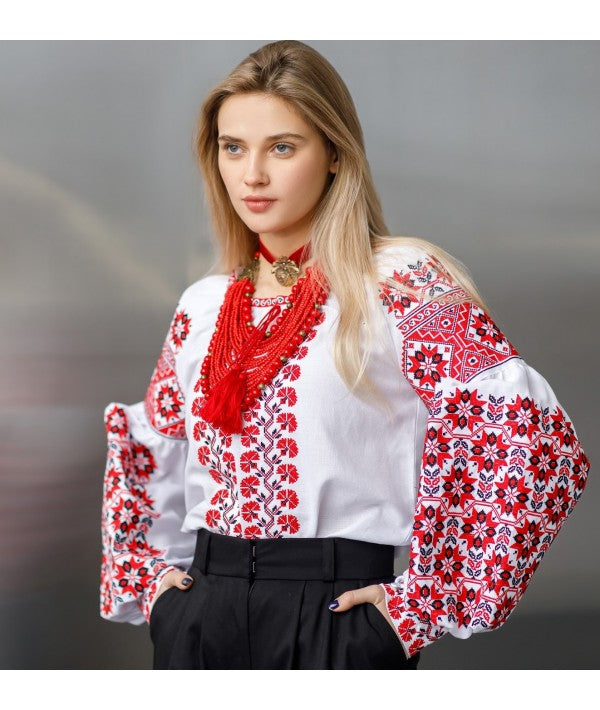 EMBROIDERED BLOUSE/VYSHYVANKA IN USA/ VYSHYTA SOROCHKA/UKRAINIAN VYSHYVANKA