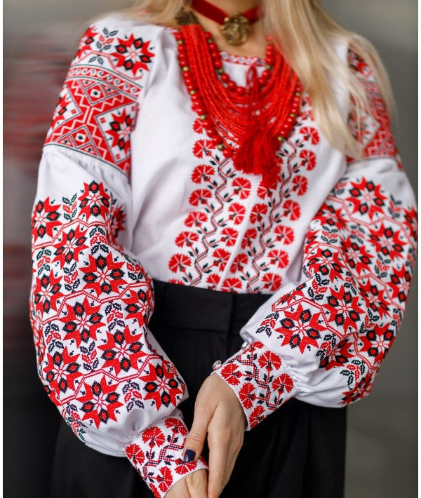 EMBROIDERED BLOUSE/VYSHYVANKA IN USA/ VYSHYTA SOROCHKA/UKRAINIAN VYSHYVANKA