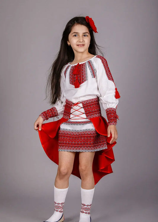 GIRLS UKRAINIAN COUTUME/ VYSHYVANKA IN USA 2024