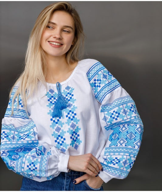 EMBROIDERED BLOUSE/VYSHYVANKA IN USA/ VYSHYTA SOROCHKA/UKRAINIAN VYSHYVANKA