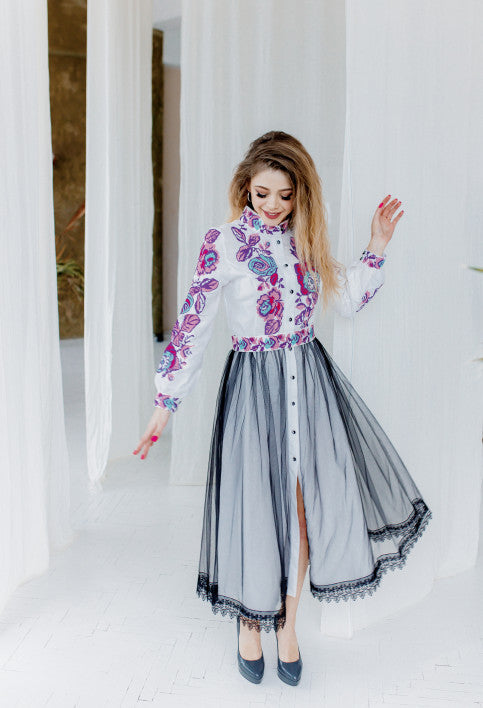 WOMEN'S LINEN EMBROIDERED FLORAL DRESS WITH NET ON THE SKIRT "ZHANNA WHITE"